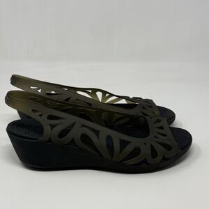 Crocs Adrina III Wedge Sandals Womens 9 Black Open Toe Summer Comfort Casual